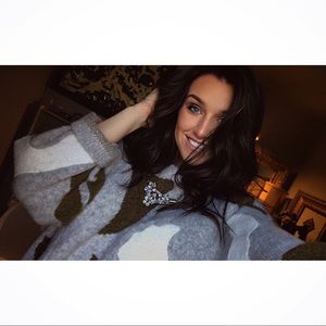 Meet your Posher, Mackenzie